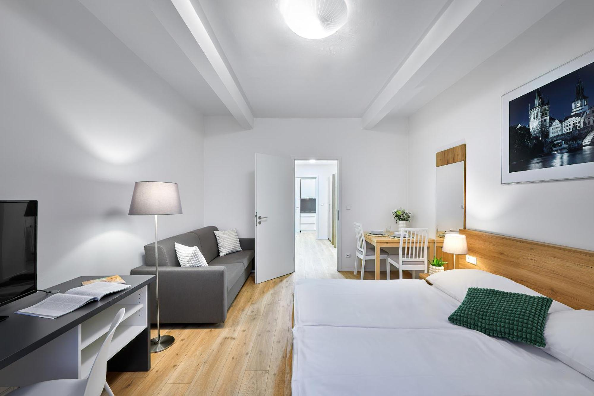 Downtown Suites Belohorska Prága Kültér fotó