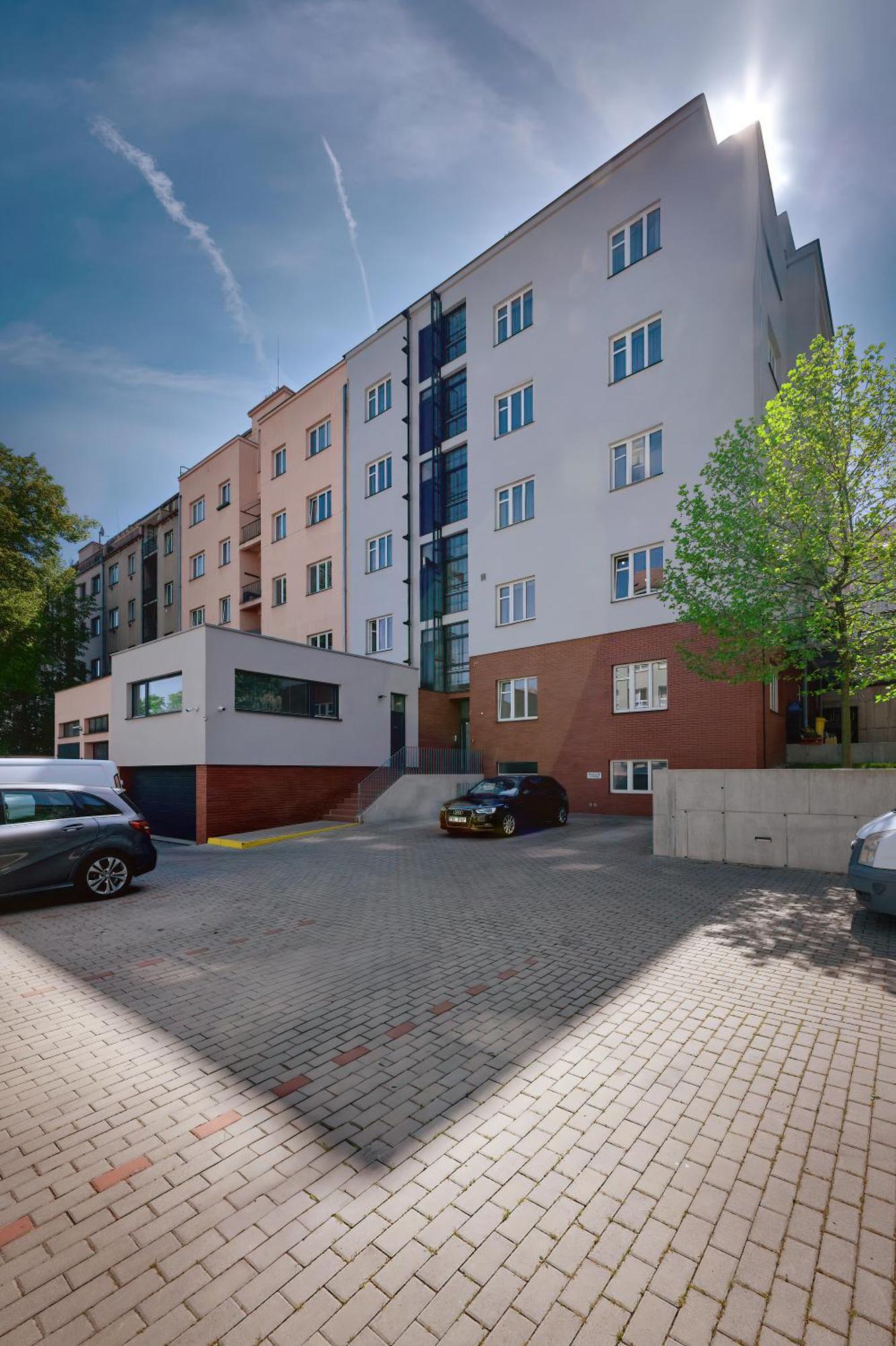 Downtown Suites Belohorska Prága Kültér fotó