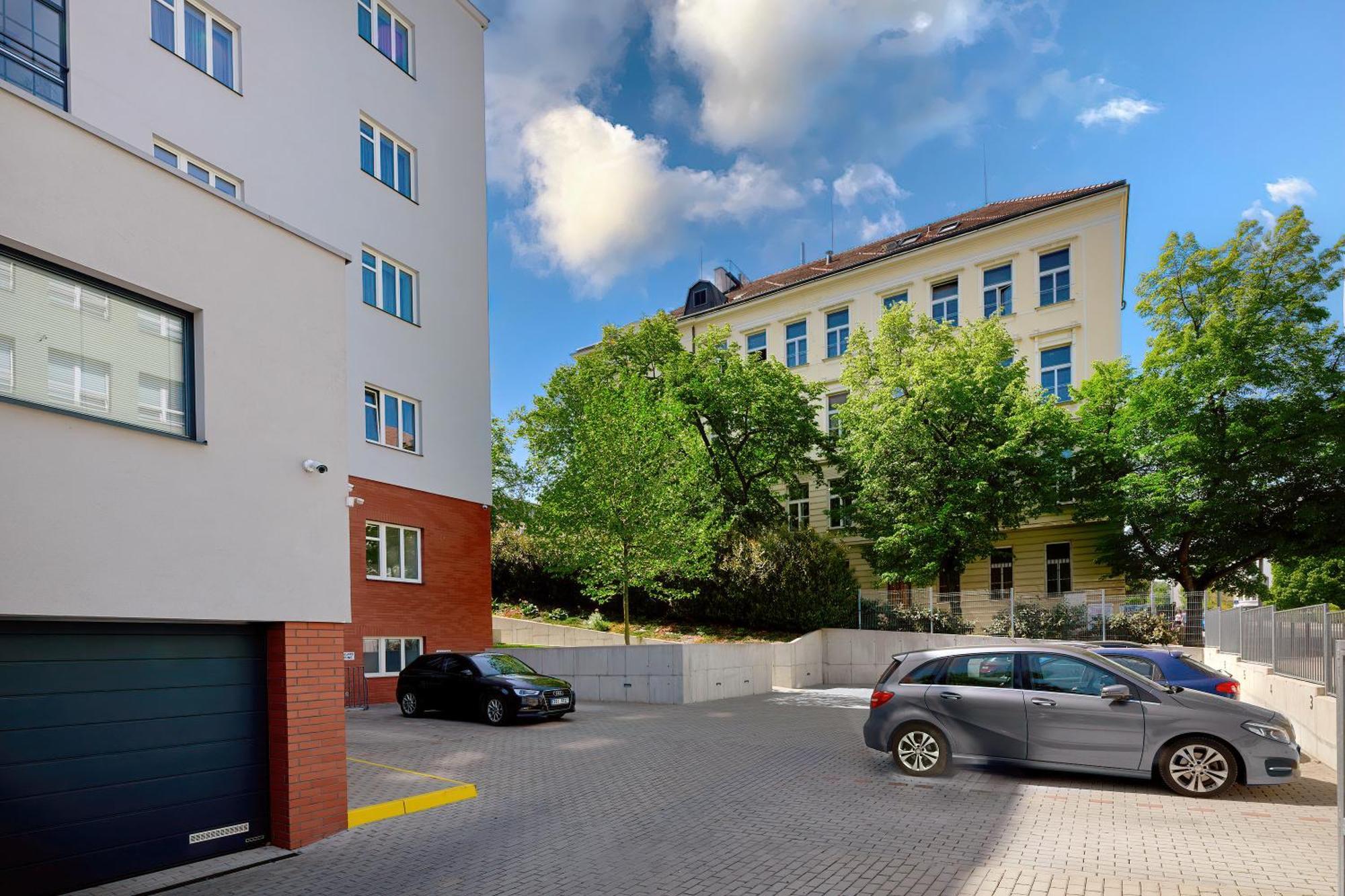 Downtown Suites Belohorska Prága Kültér fotó